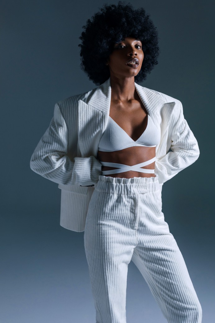 LOUNA WHITE BLAZER