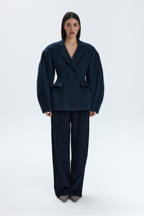 NOAH BLAZER