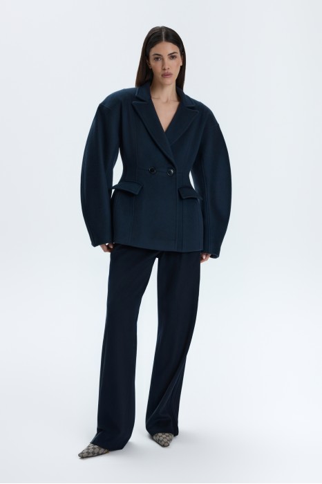 NOAH BLAZER