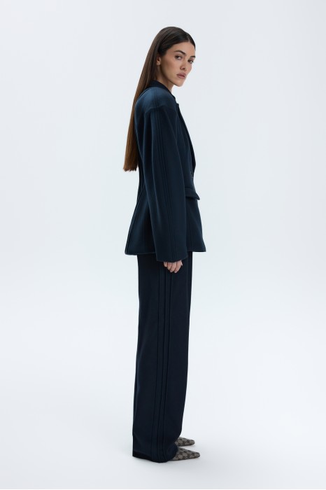 NOAH BLAZER