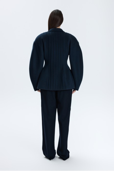 NOAH BLAZER