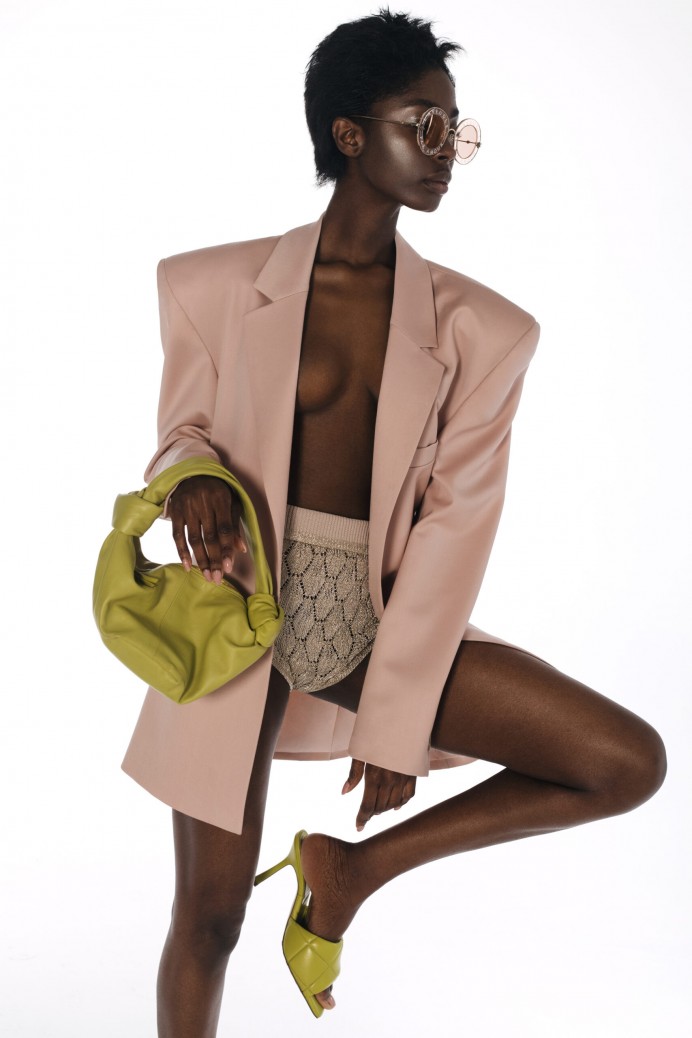 Zarina pudrowy róż marynarka z wełny